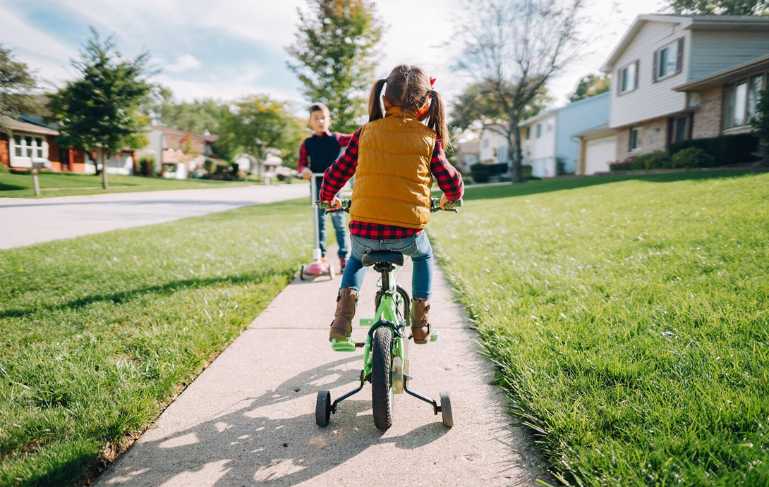 Andare in bici da bambini: quali benefici?